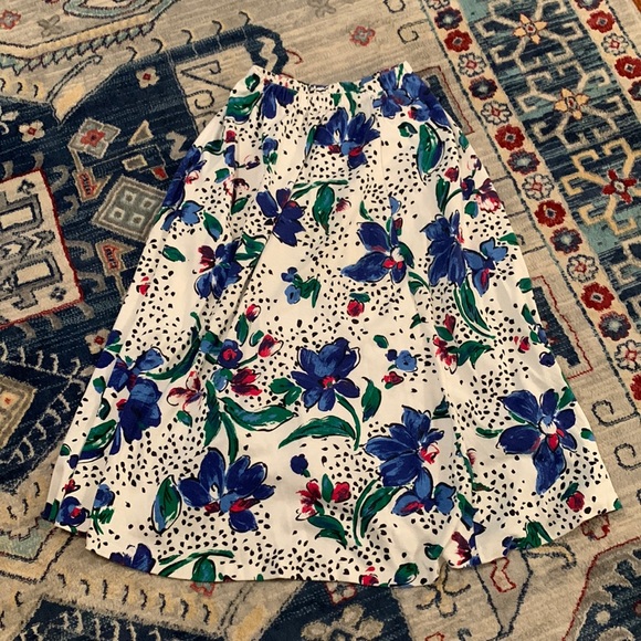 Vintage Dresses & Skirts - Vintage floral midi skirt